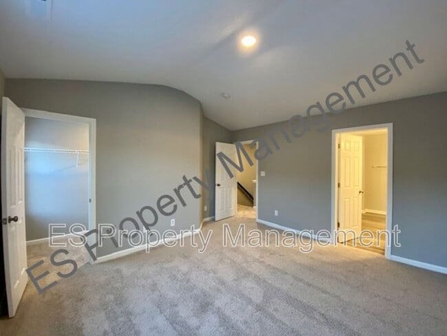 Building Photo - 3106 W New York St