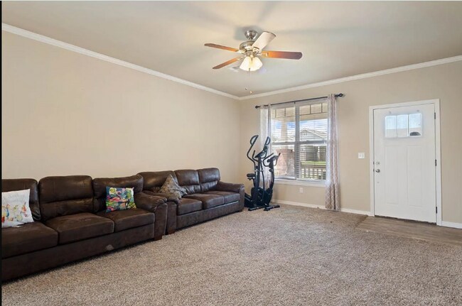 Building Photo - 3 bed 2 bath at Copper Creek- Minutes from OSU!