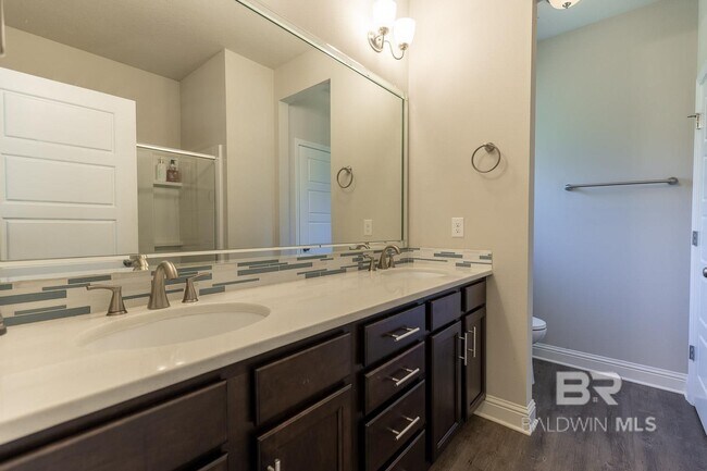 Building Photo - 6867 Spaniel Dr