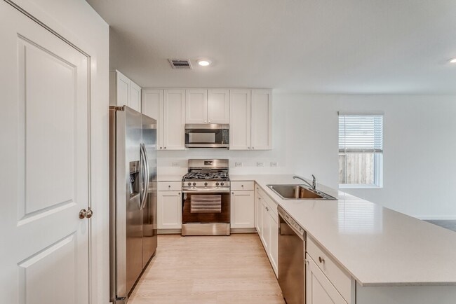 Building Photo - 472 San Miguel Crk Dr