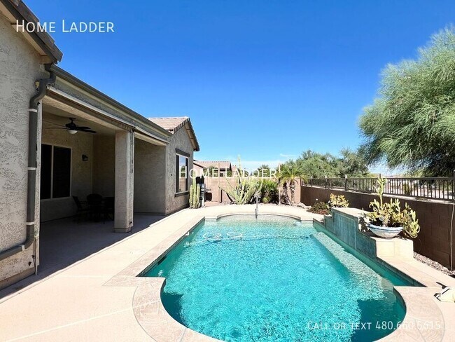 Building Photo - 6491 W Victory Way