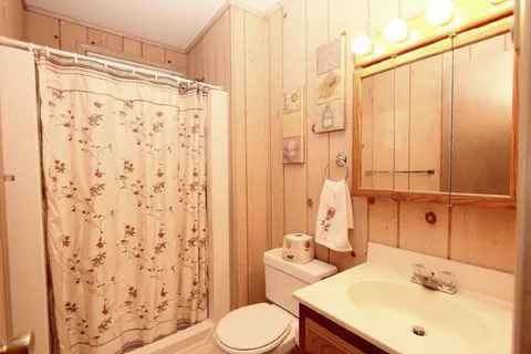 Building Photo - 36 Briar Cir