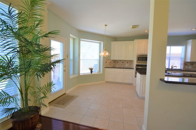 Building Photo - 1711 Emma Cove Ct