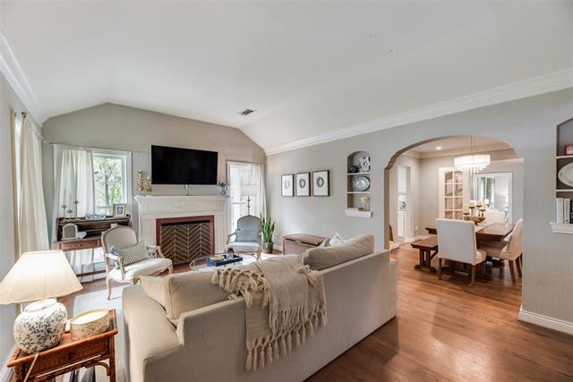 Building Photo - 6219 Revere Pl