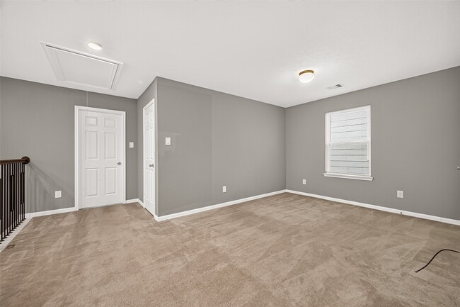 Building Photo - 8932 Hollister Commons Ln