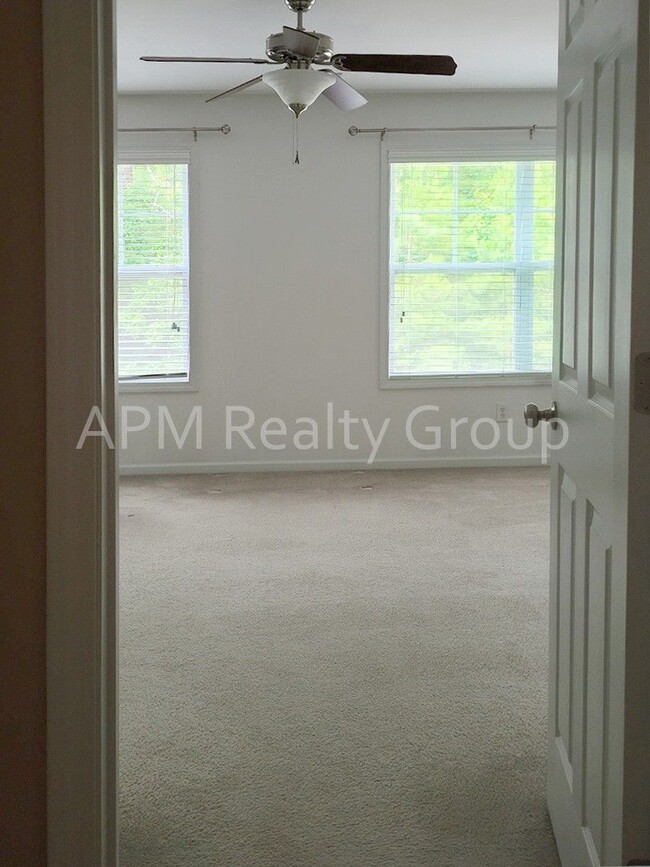 Building Photo - Saluda Springs Townhome