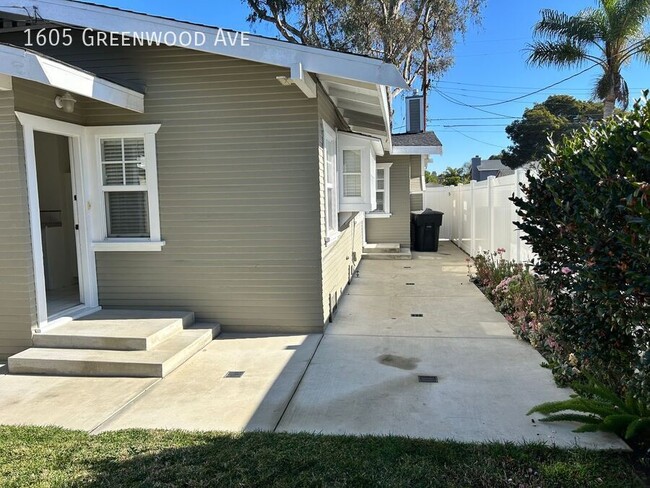 Building Photo - Beautiful Single-Family Home in the Heart ...