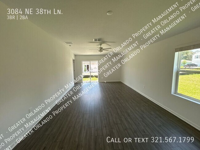 Building Photo - 3084 NE 38th Ln