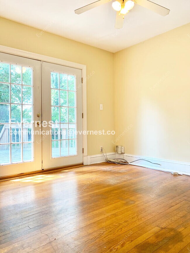 Building Photo - 2709 Lafayette Ave