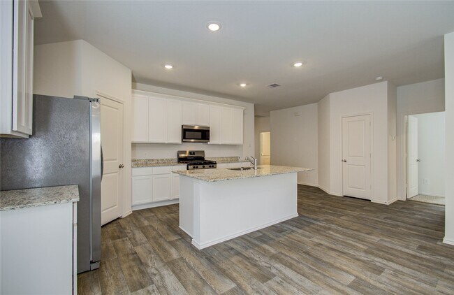 Building Photo - 3803 Zoeys Wy