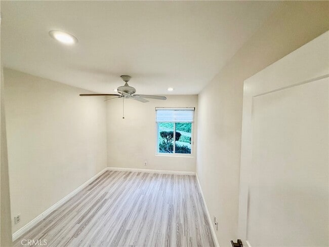 Building Photo - 28947 E Thousand Oaks Blvd