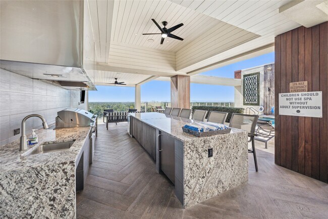 Building Photo - 9870 Gaylord Dr