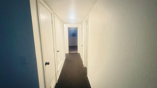 Building Photo - 604 Towne House Ln