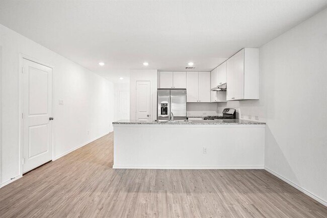 Building Photo - 1028 Genade Trl