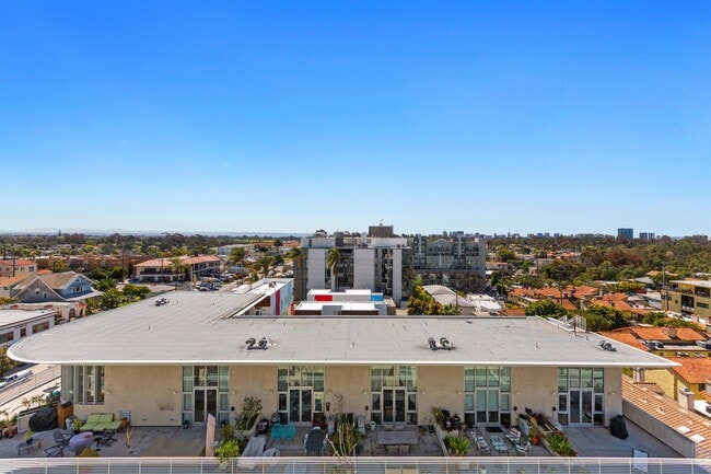 Building Photo - 3812 Park Blvd