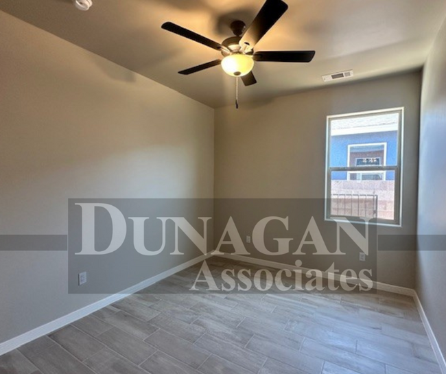 Building Photo - The Luke floor plan 3 Bedroom 2 bath Water...
