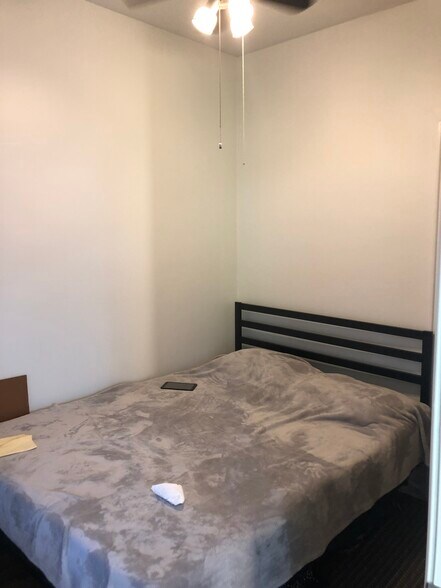 Building Photo - 3252 W Crystal St