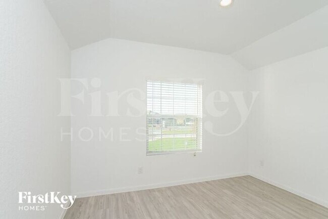 Building Photo - 6141 Treadle