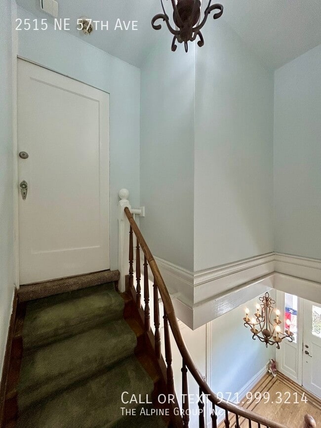 Building Photo - 2515 NE 57th Ave