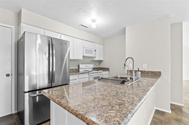 Building Photo - 10615 Autumn Meadow Ln