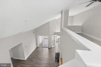 Building Photo - 6520 Lake Park Dr