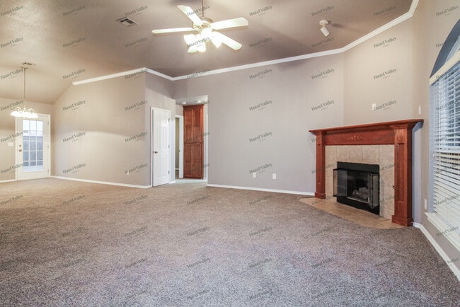 Building Photo - 5325 SE 78th St