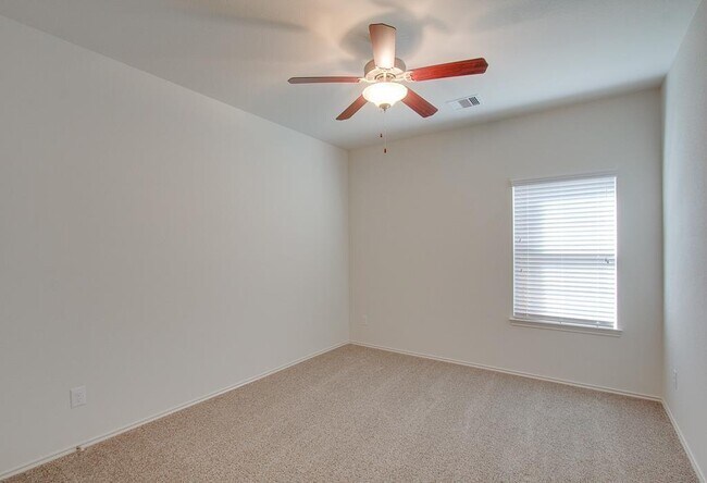 Building Photo - 122 Meadow Mill Dr