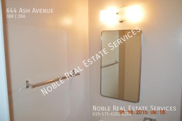 Building Photo - 644 Ash Ave