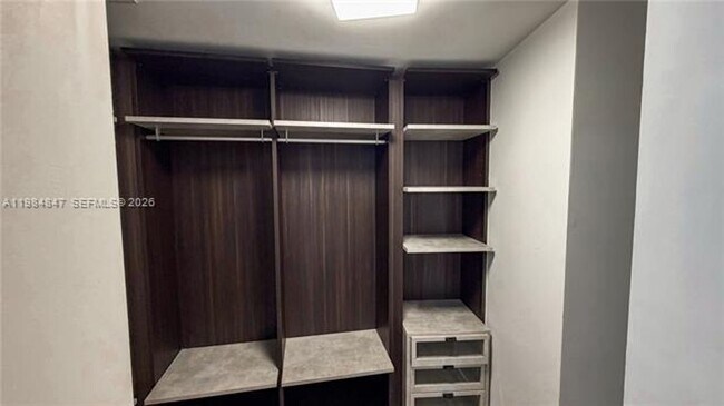 Building Photo - 801 S Miami Ave