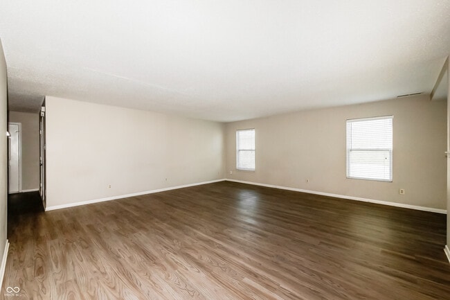 Building Photo - 673 Indigo Ct