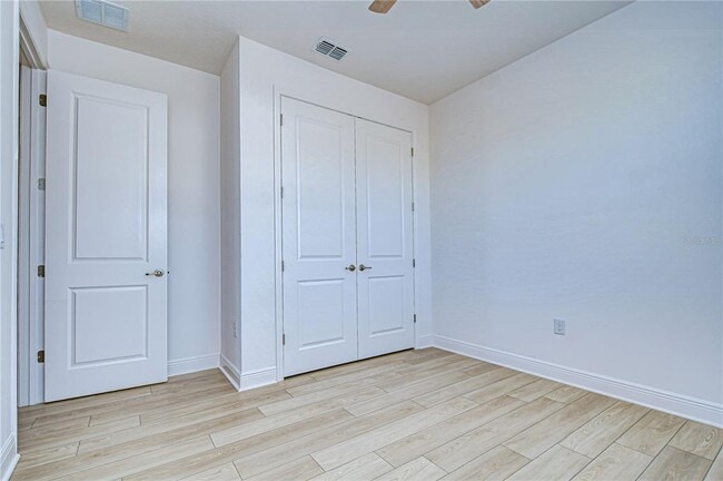 Building Photo - 10027 Dolphin Gull Cir