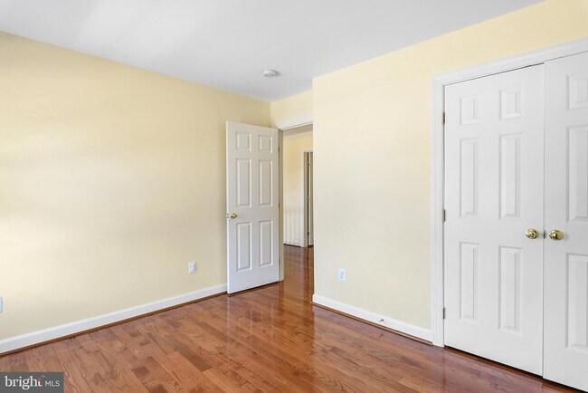 Building Photo - 4481 Shady Point Pl