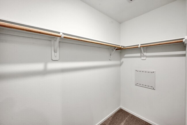 Building Photo - 29635 Knollwood Bay Rd