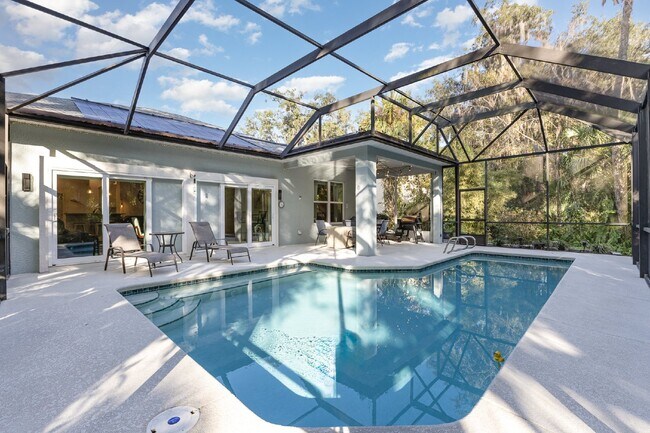 Building Photo - For Rent: Stunning Home in Tranquil Greystone Subdivision.
