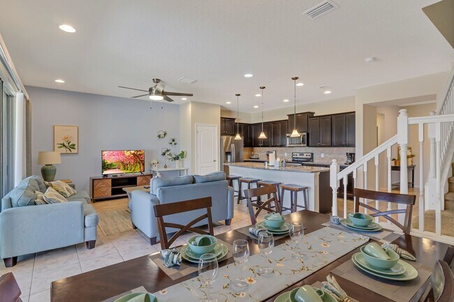 Building Photo - Resort Style Living - Windsor @ Westside