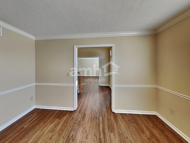 Building Photo - 12478 Thoroughbred Dr