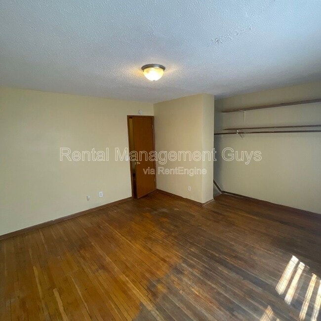 Building Photo - 501 N Morgan Ave