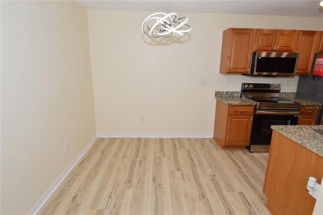 Building Photo - 10265 Gandy Blvd N