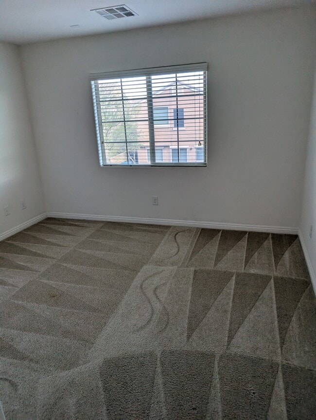 Building Photo - 71 Sevilla Heights Dr