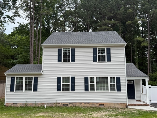 Primary Photo - 2429 Crowncrest Dr
