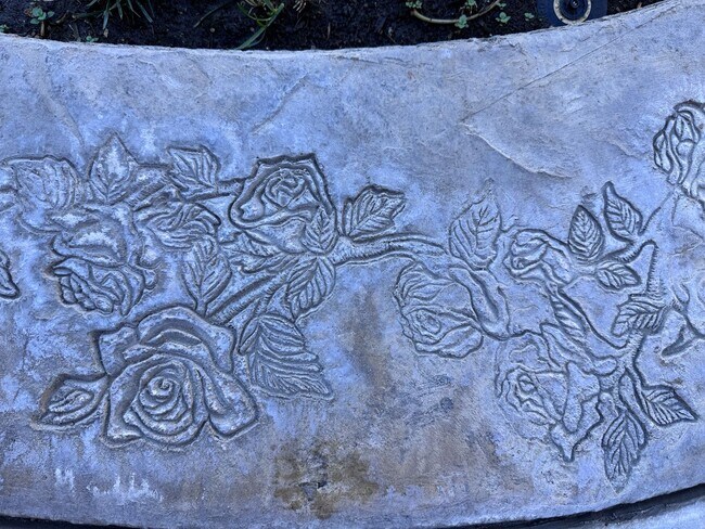 Building Photo - Large Newer Home - 4 Bedroom / 3 1/2 Bath