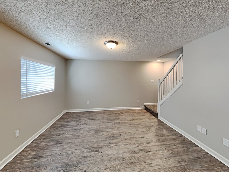 Building Photo - 7218 Moss Bluff Ct
