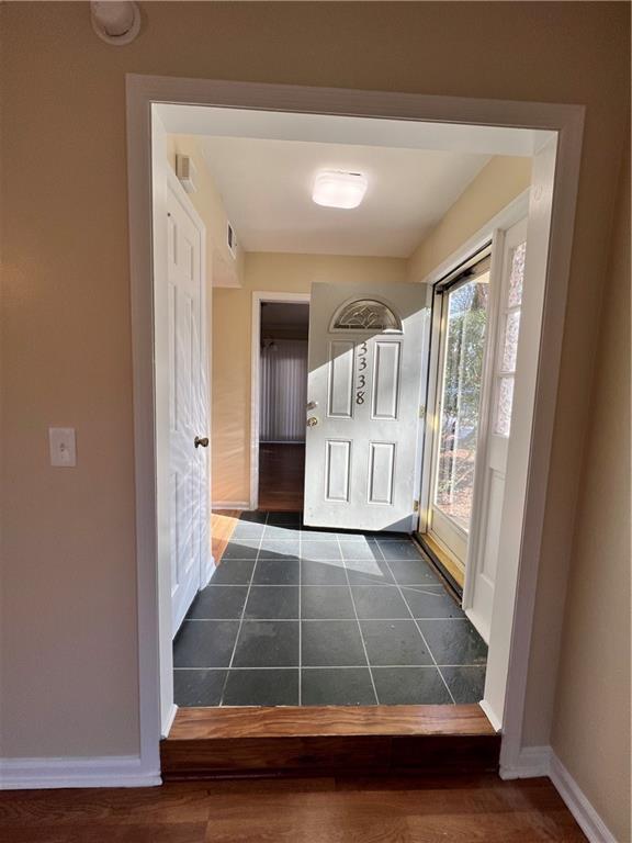 Building Photo - 3888 York Pl