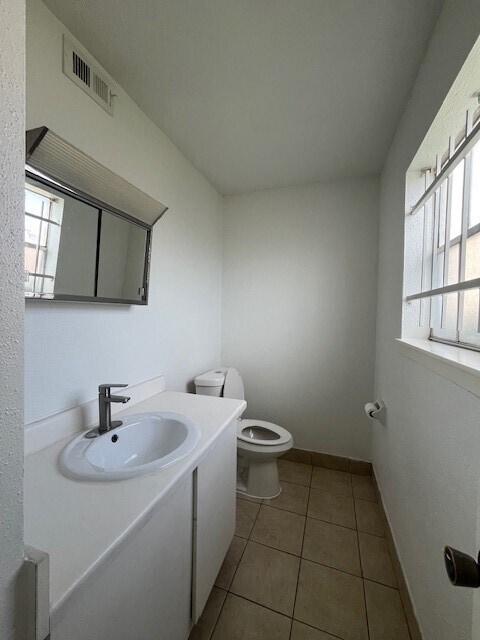 Building Photo - 6201 Ranchester Dr