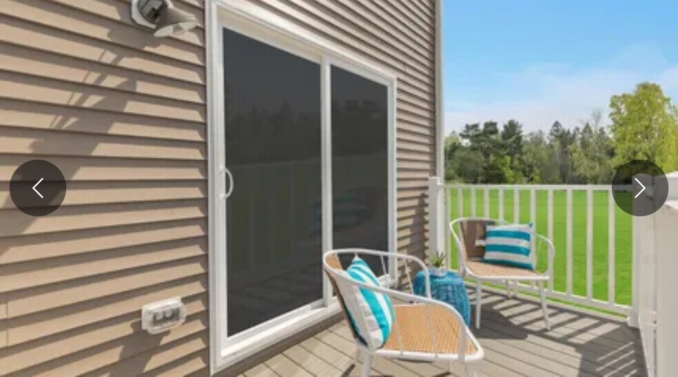 Building Photo - 658 Brookwood Glen Ter