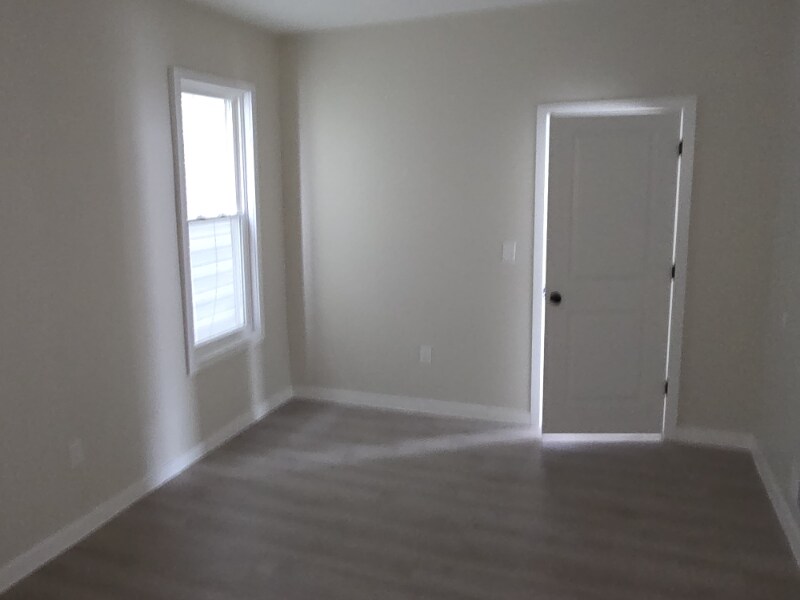 Building Photo - 201 Maple Ave