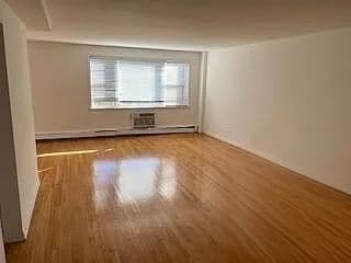 Building Photo - 8644 Skokie Blvd