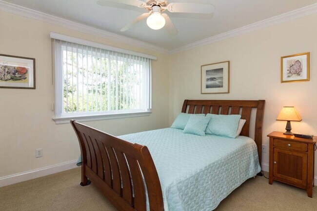 Building Photo - (W098) 4 Sea Oats Lane, Wrightsville Beach...