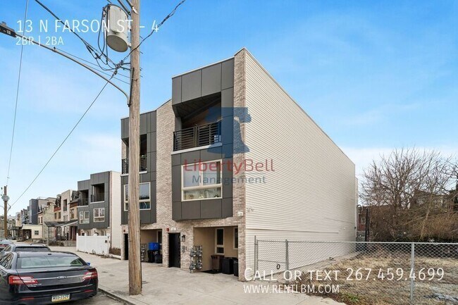 Building Photo - 13 Farson St