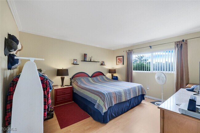 Building Photo - 6300 South Pointe Blvd